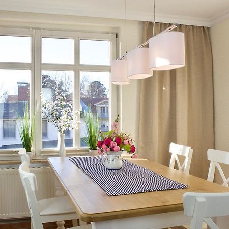 Strandnahe Fewo Mit 3 Schlafzimmern Und Balkon, Villa Vergissmeinnicht 02, Binz Extérieur photo