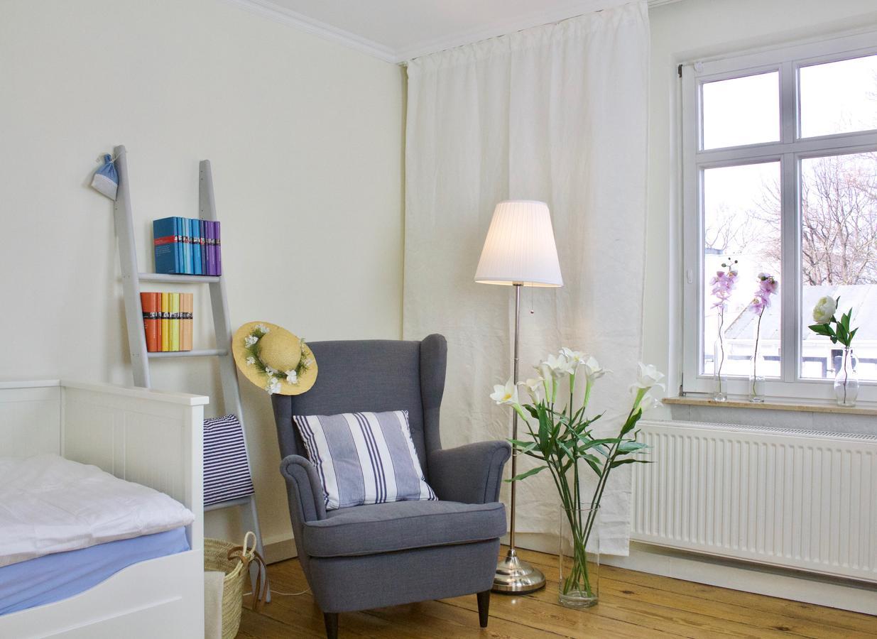 Strandnahe Fewo Mit 3 Schlafzimmern Und Balkon, Villa Vergissmeinnicht 02, Binz Extérieur photo