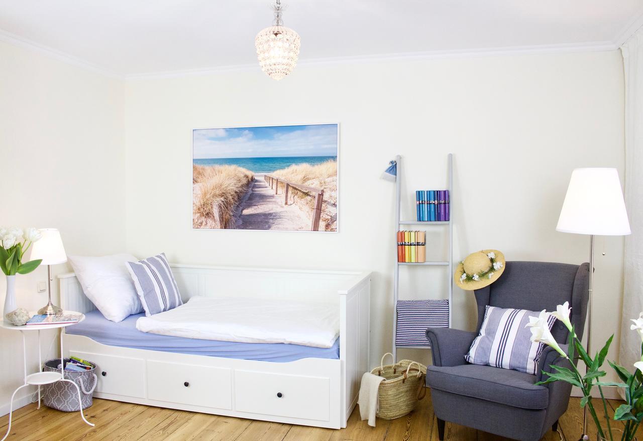 Strandnahe Fewo Mit 3 Schlafzimmern Und Balkon, Villa Vergissmeinnicht 02, Binz Extérieur photo